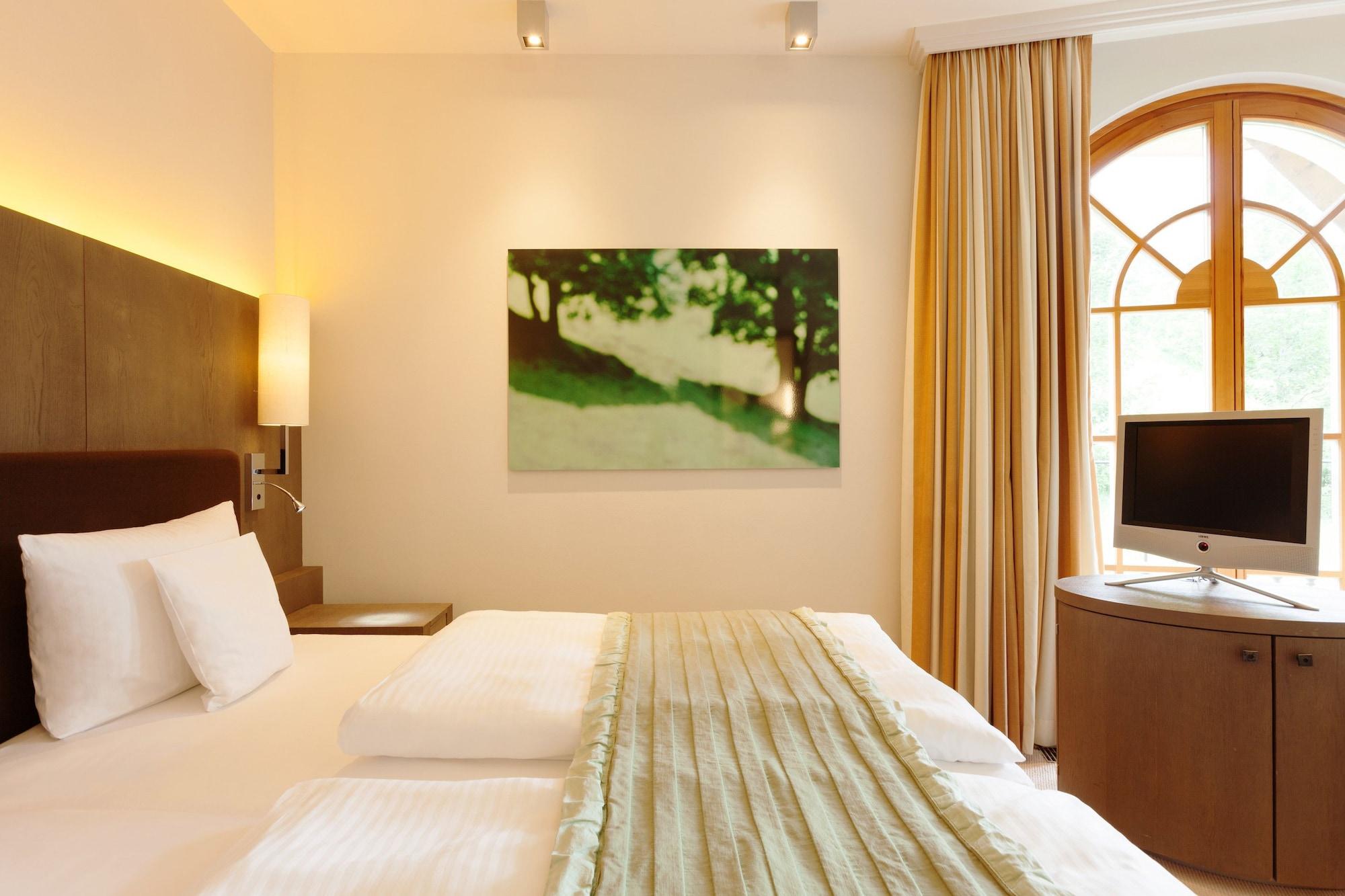 Schlosshotel Kitzbuehel A-Rosa Collection Luaran gambar A room at the Hotel Waldhaus Flims