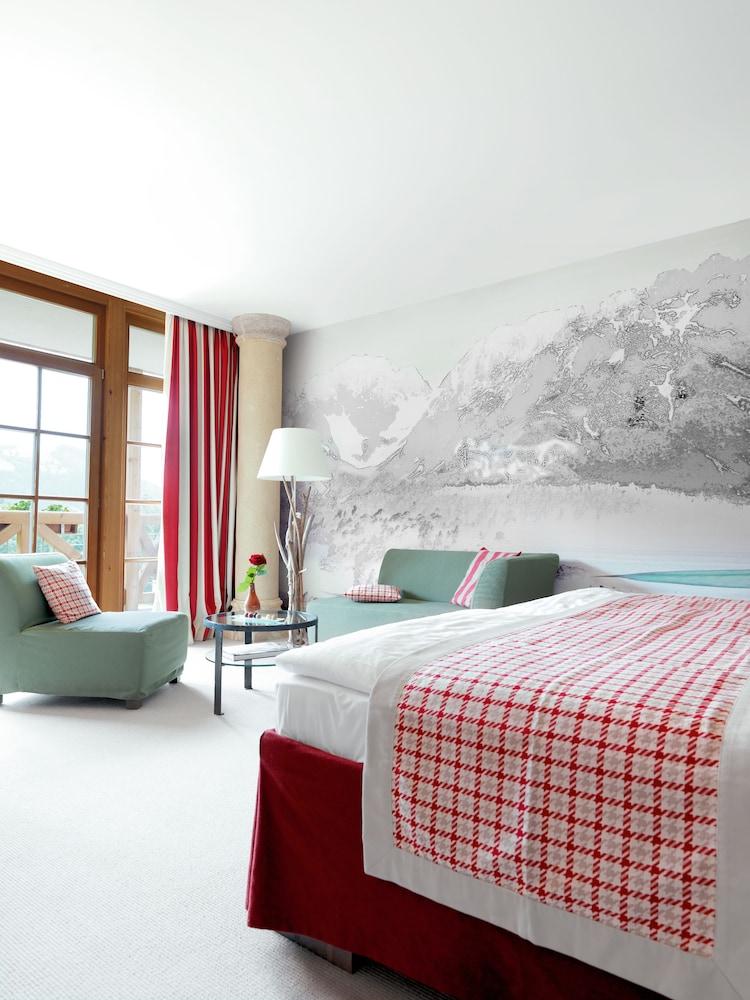 Schlosshotel Kitzbuehel A-Rosa Collection Luaran gambar A room at the Hotel Axelmannstein